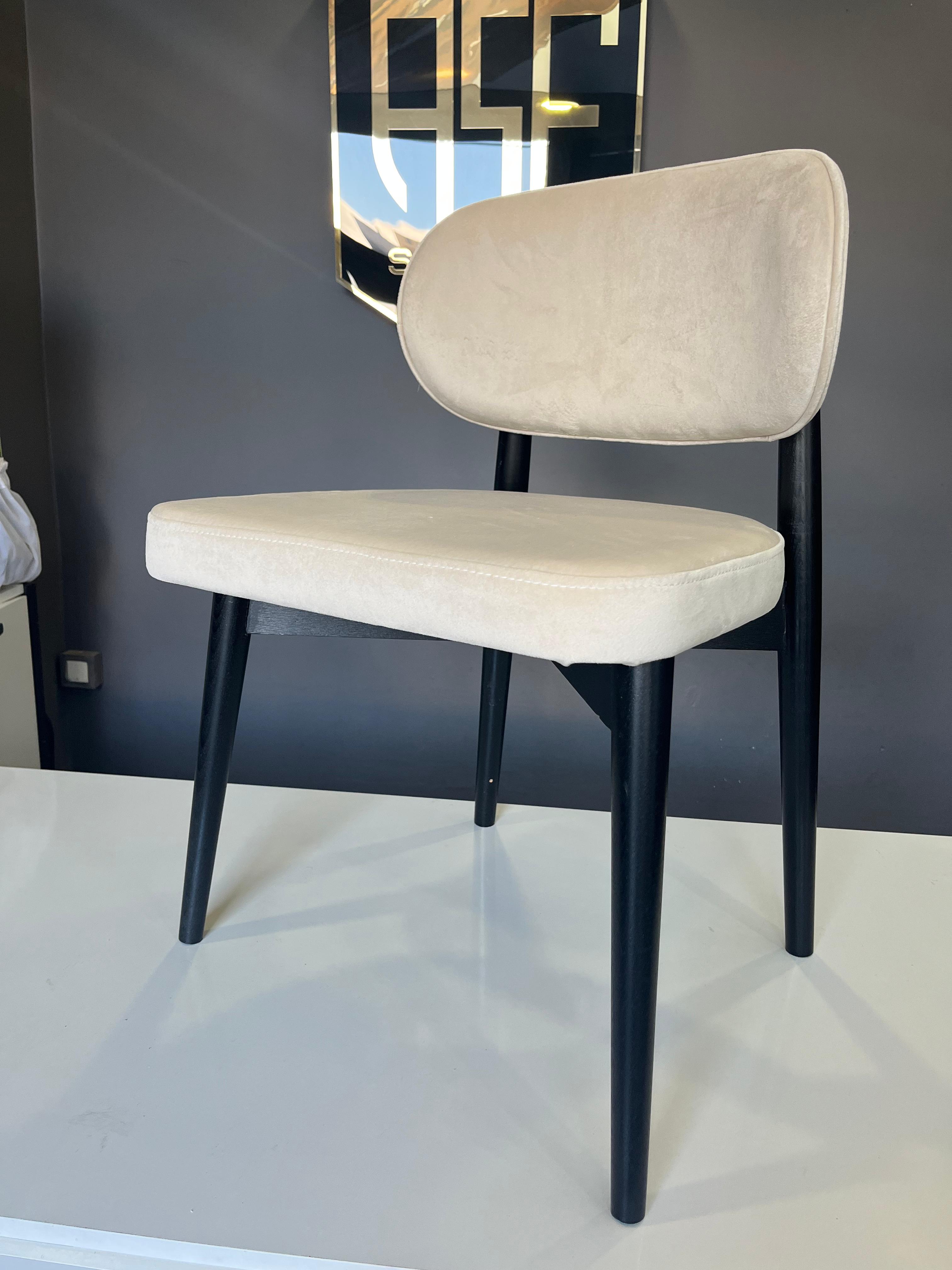Kanlıca ASF-S09 chair — Salon Collection